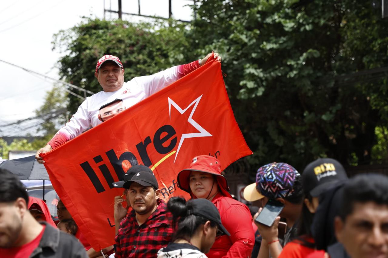 Sociedad civil hondureña expone presunto desvío de fondos del Estado con propósito proselitista
