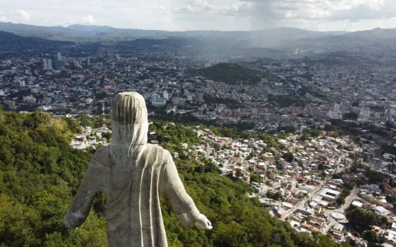 Denuncias de manipulación estadística erosionan credibilidad del proceso electoral en Honduras