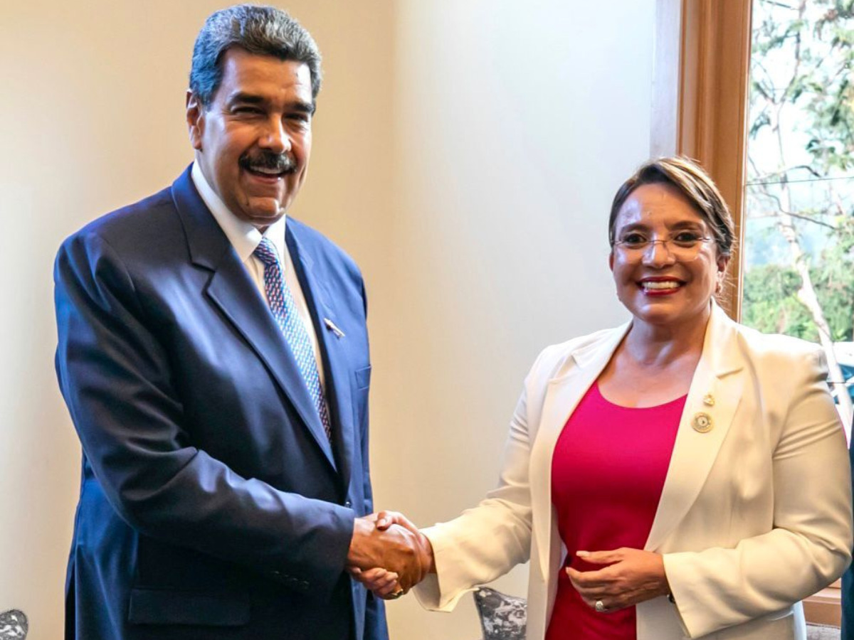 Debate renovado sobre modelos políticos en Cuba y Venezuela tras discurso de Rixi Moncada