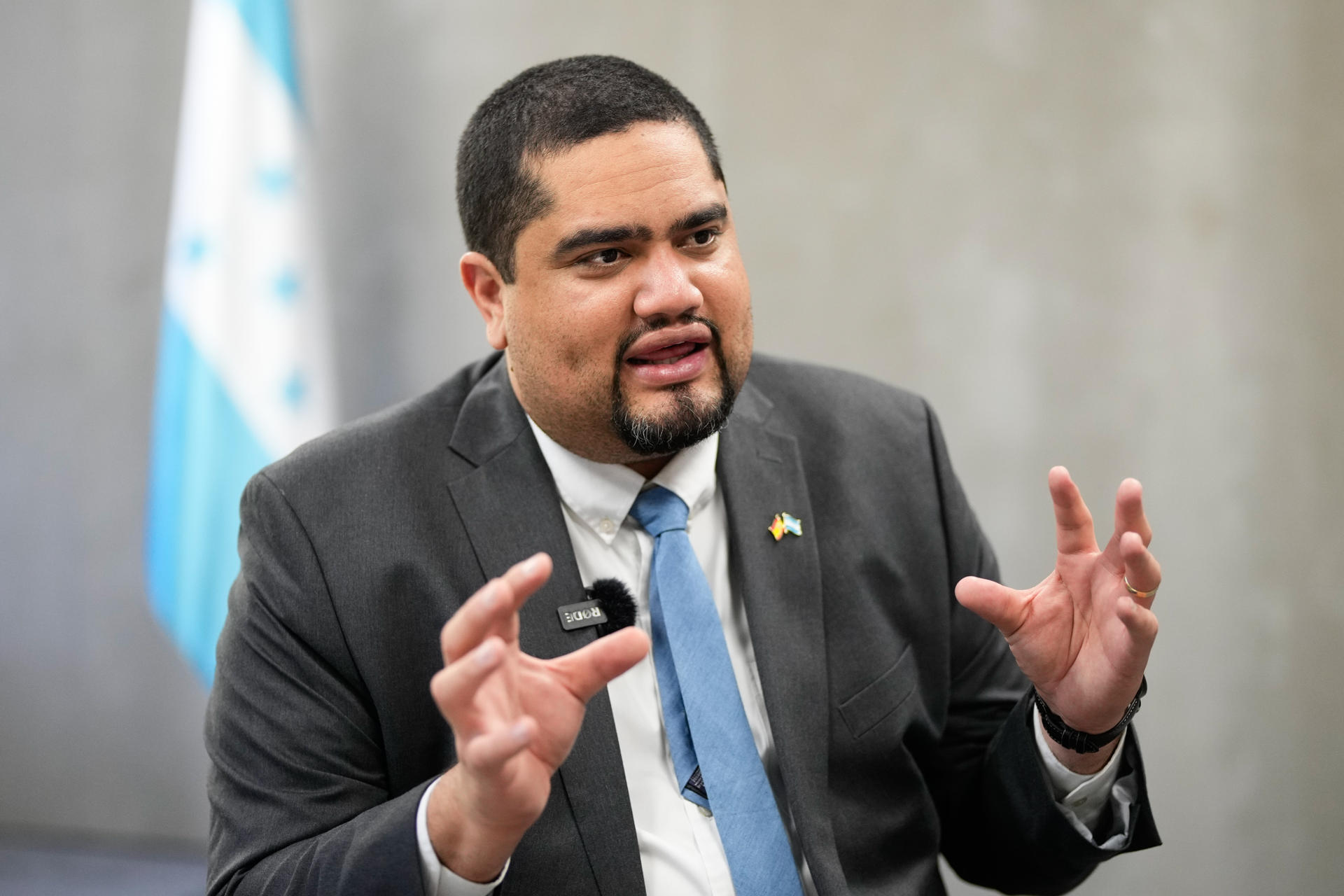 Caso de uso proselitista de fondos públicos en Honduras cumple dos meses sin avances