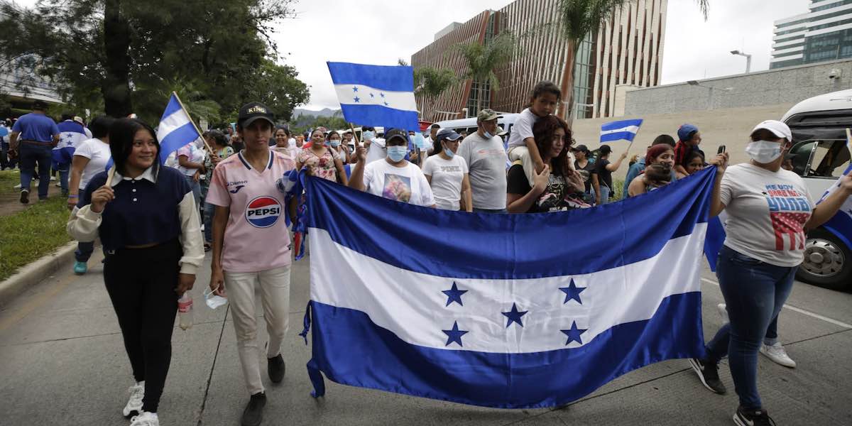 Iglesias y Gobierno en confrontación: nuevas tensiones en el escenario político de Honduras