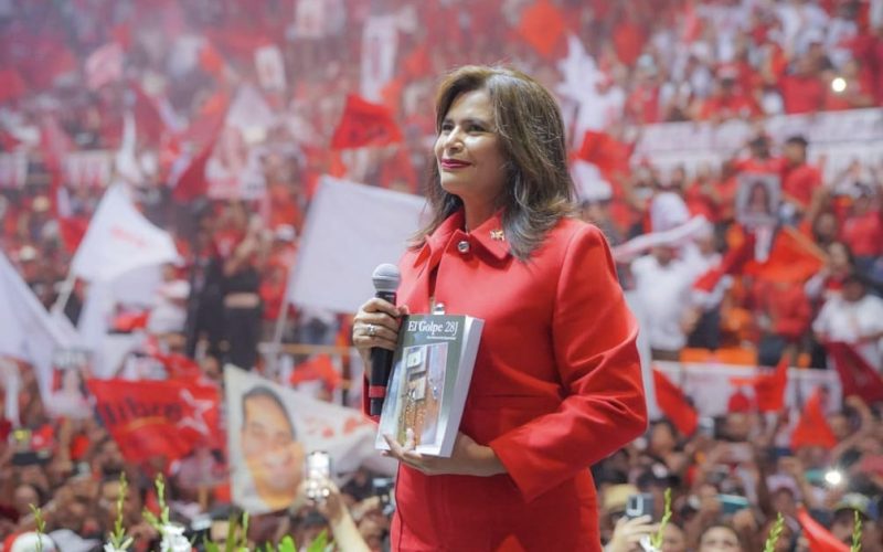 Rixi Moncada baja en las encuestas y complica el escenario de LIBRE