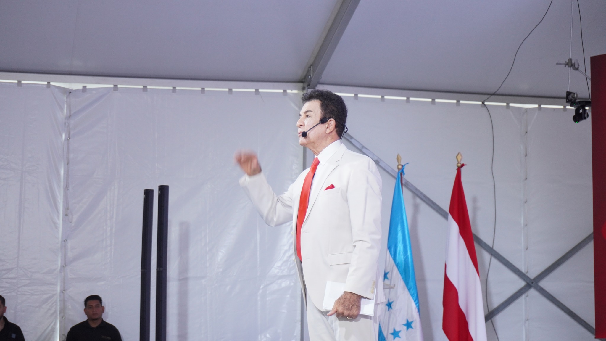 Honduras: Nasralla y Asfura toman la delantera, Moncada lucha